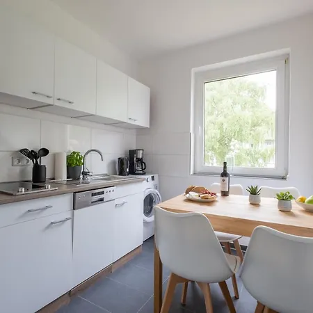 Cruwzo I Ruettenscheid- Gruen & Zentral