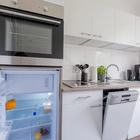 Cruwzo I Ruettenscheid- Gruen & Zentral * Essen