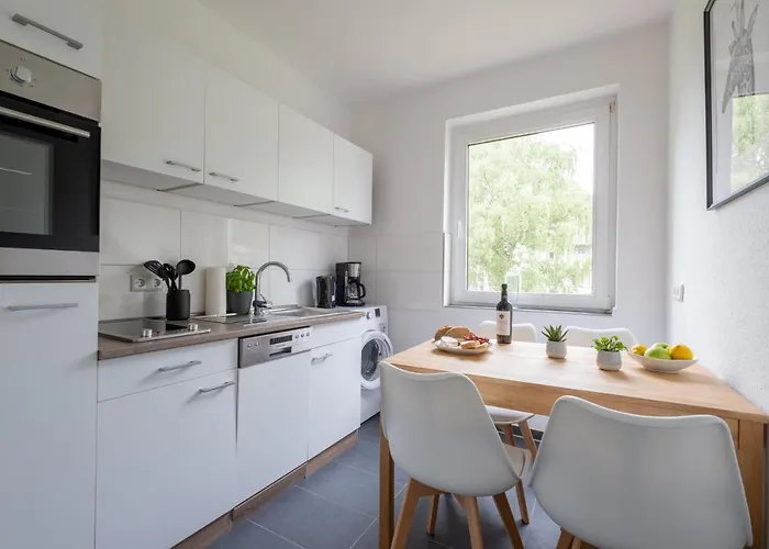 Cruwzo I Ruettenscheid- Gruen & Zentral