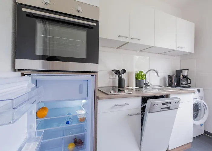 Cruwzo I Ruettenscheid- Gruen & Zentral * Essen